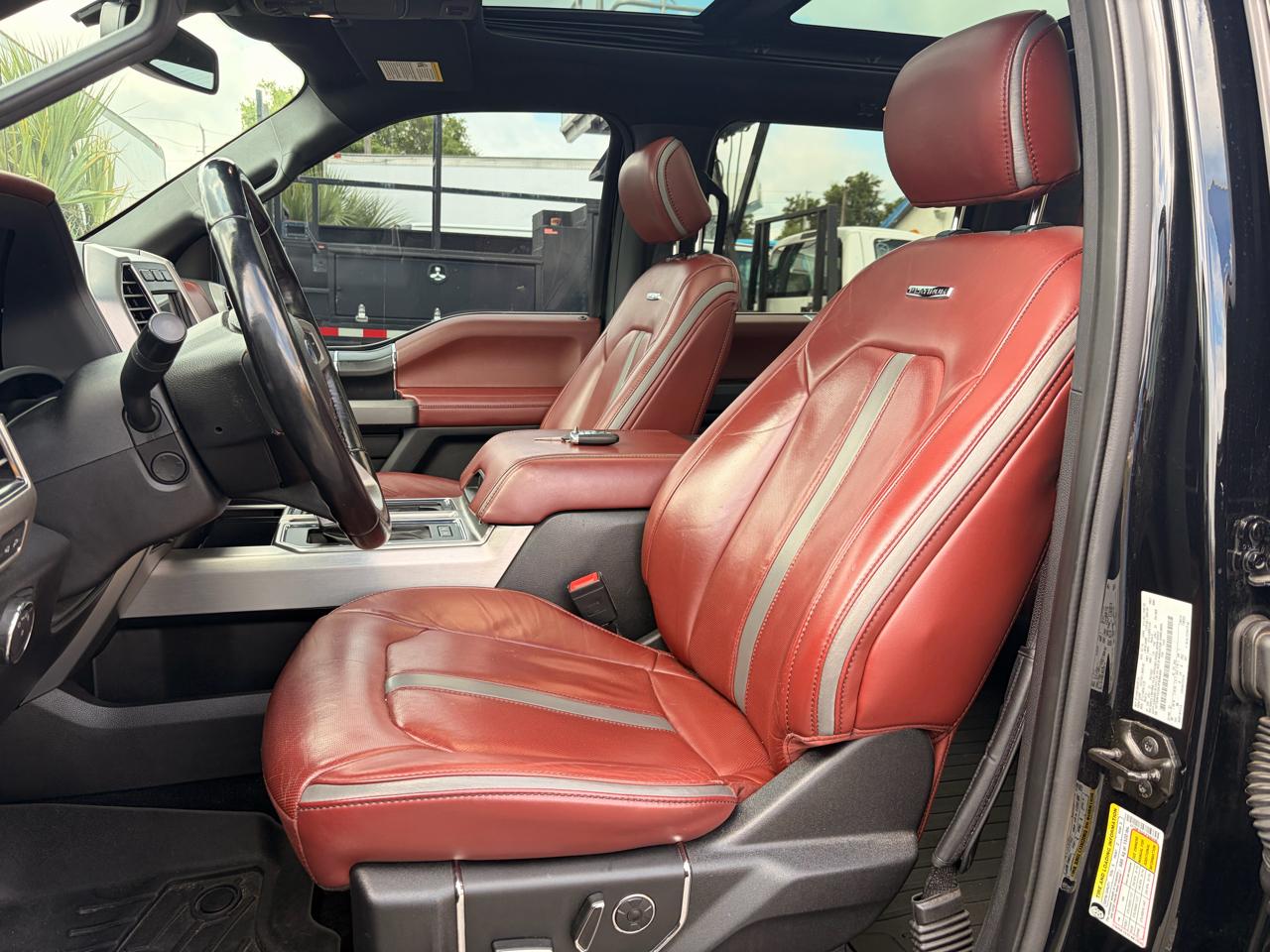 Ford F-150 4WD SuperCrew 145" Platinum 2018