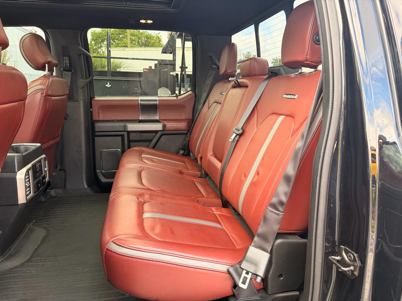 Ford F-150 4WD SuperCrew 145" Platinum 2018