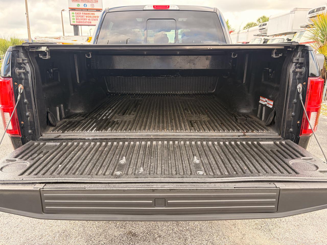 Ford F-150 4WD SuperCrew 145" Platinum 2018