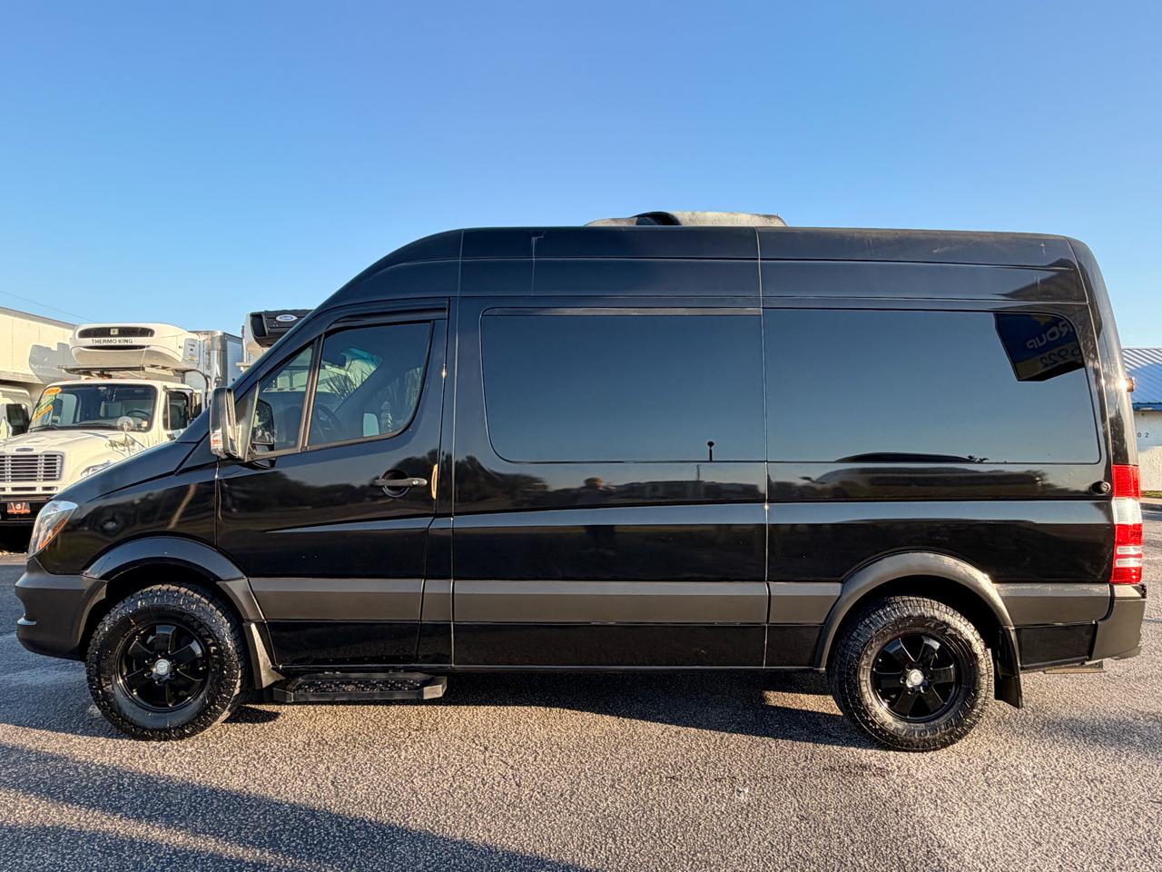Mercedes-Benz Sprinter 2500 Passenger Van 144-in. WB 2018