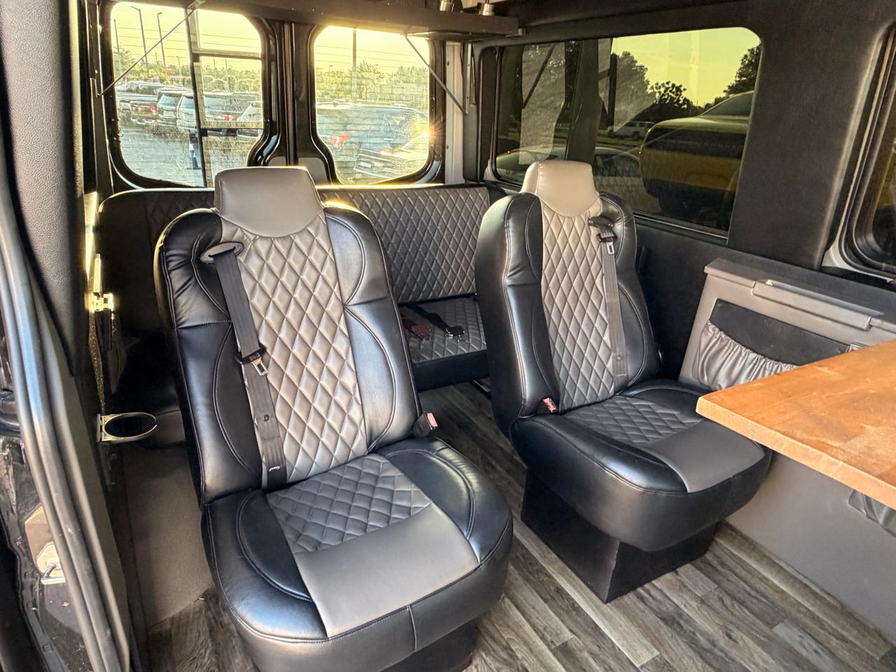Mercedes-Benz Sprinter 2500 Passenger Van 144-in. WB 2018