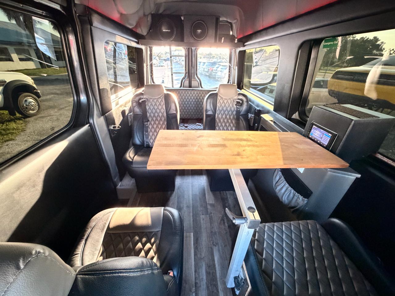 Mercedes-Benz Sprinter 2500 Passenger Van 144-in. WB 2018