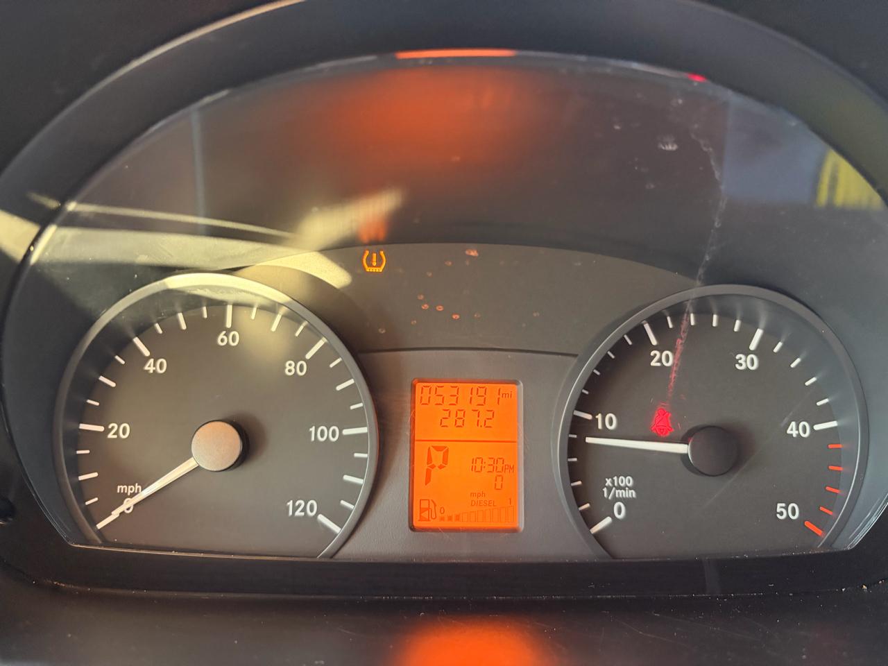 Mercedes-Benz Sprinter 2500 Passenger Van 144-in. WB 2018