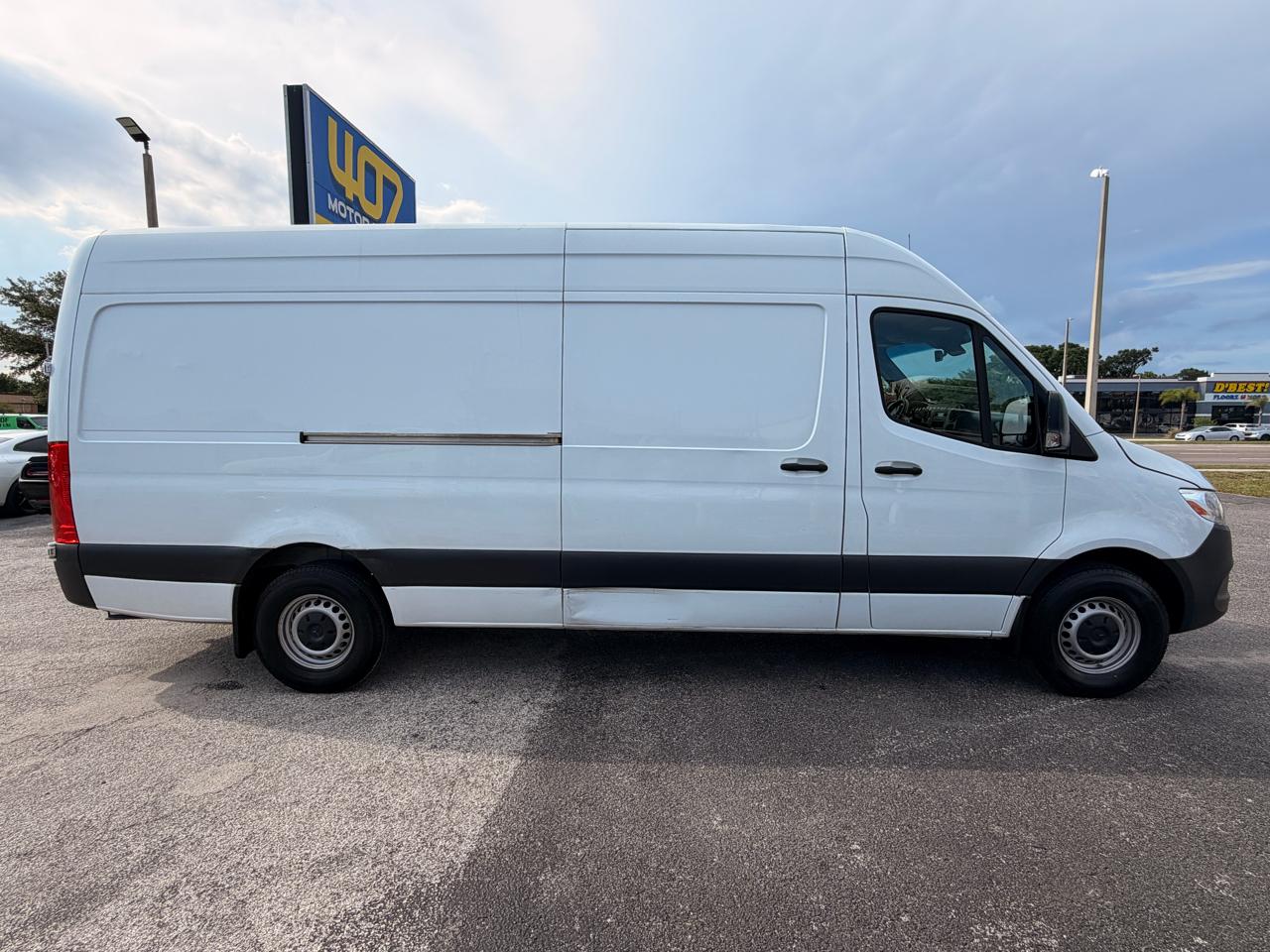 Mercedes-Benz Sprinter 2500 170-in. WB 2022