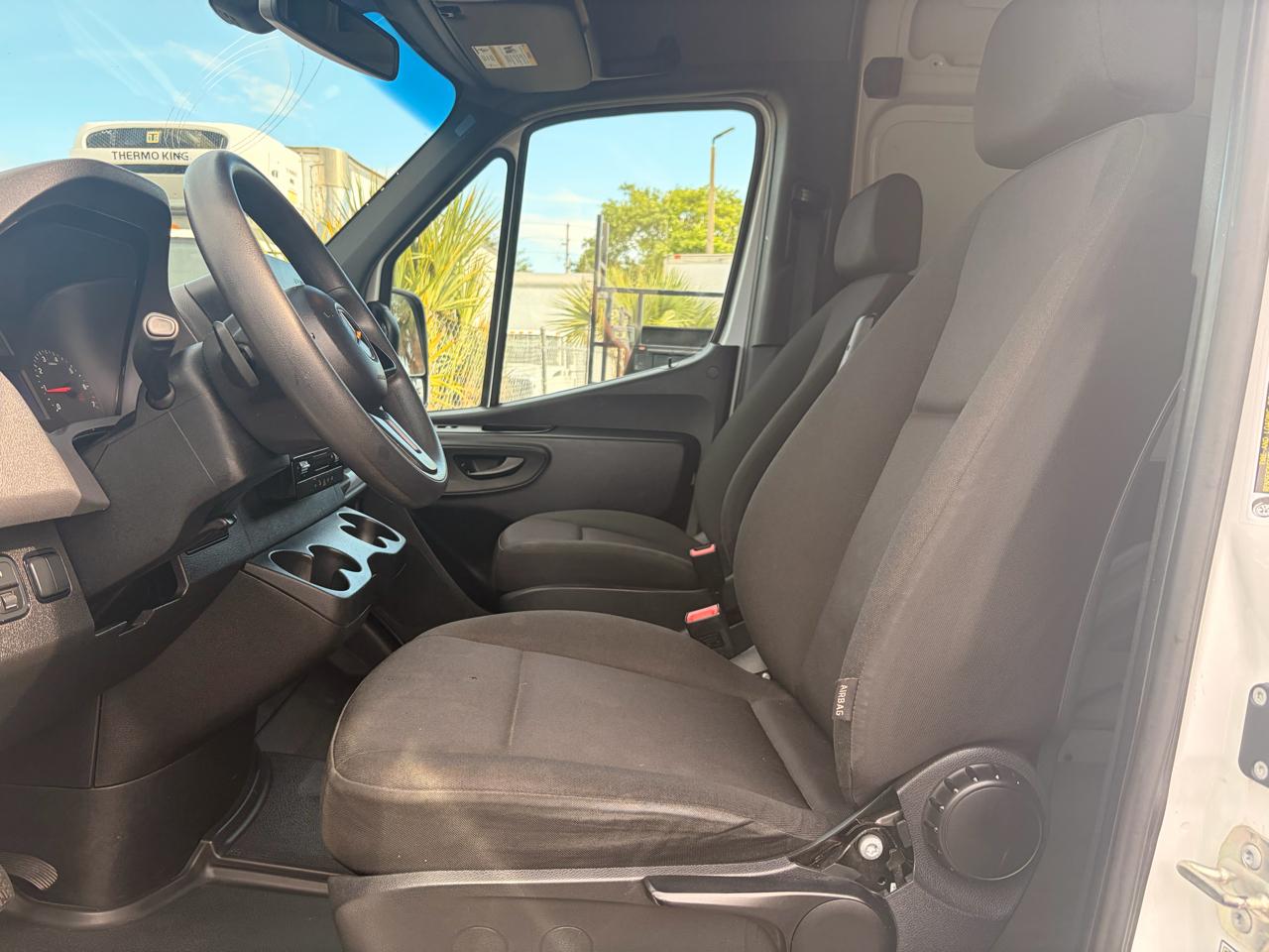 Mercedes-Benz Sprinter 2500 170-in. WB 2022