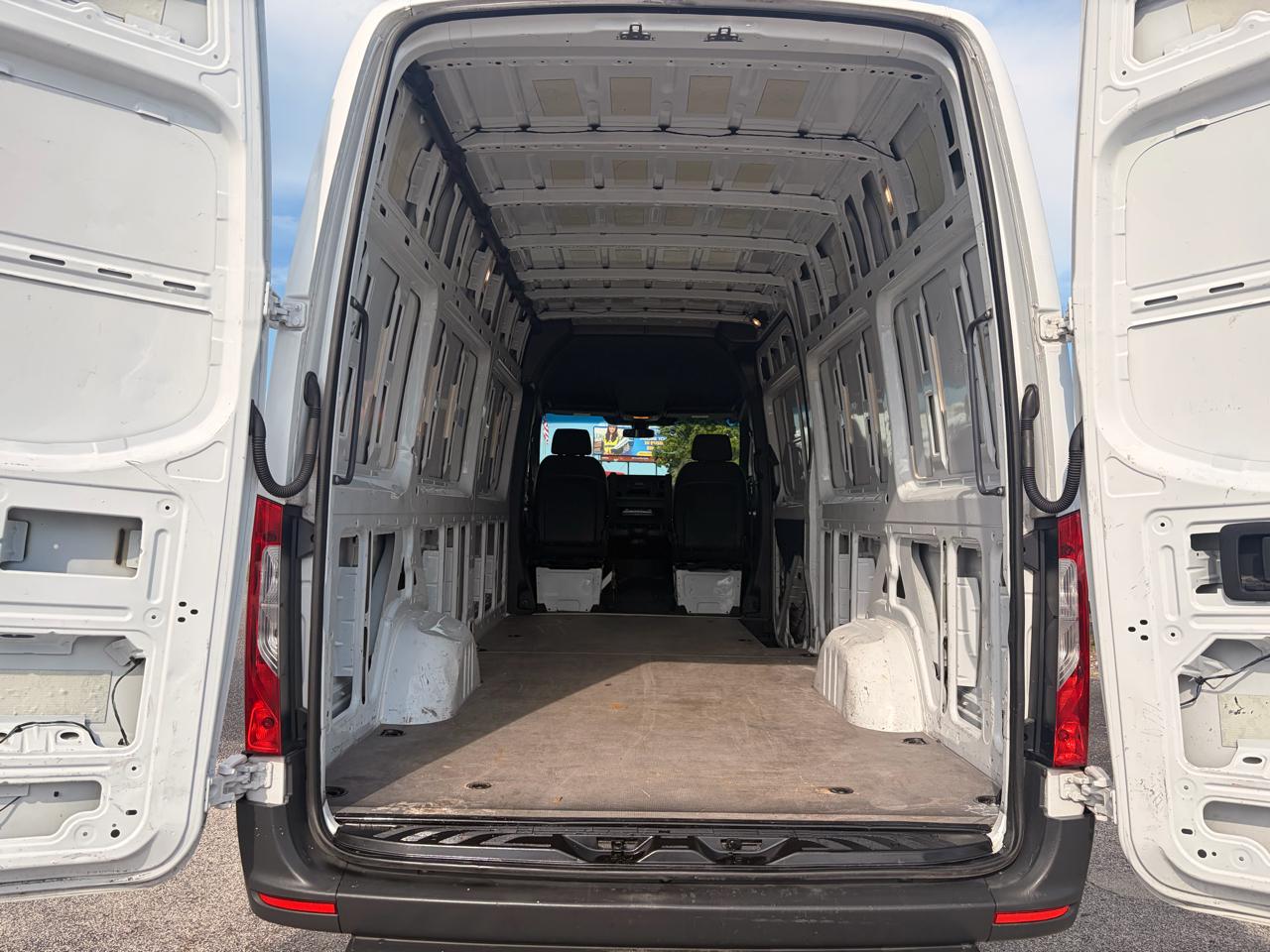 Mercedes-Benz Sprinter 2500 170-in. WB 2022