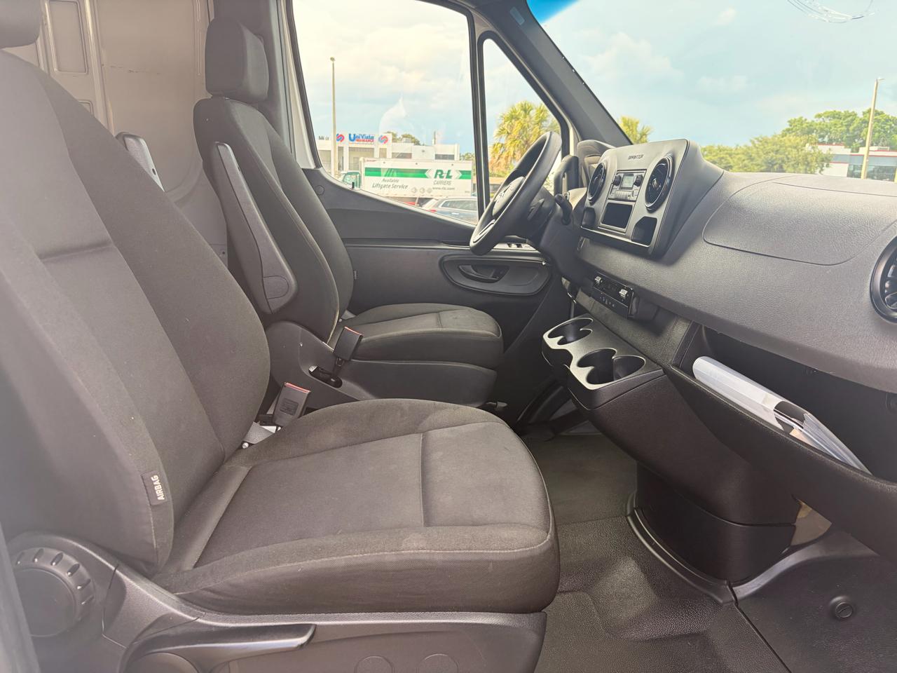 Mercedes-Benz Sprinter 2500 170-in. WB 2022
