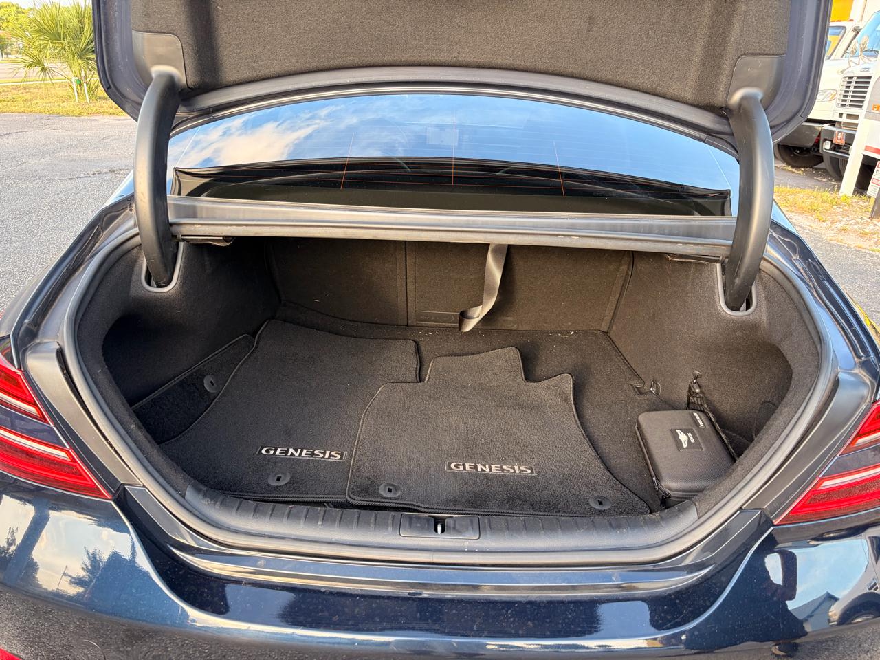 Genesis G70 2.0T 2022
