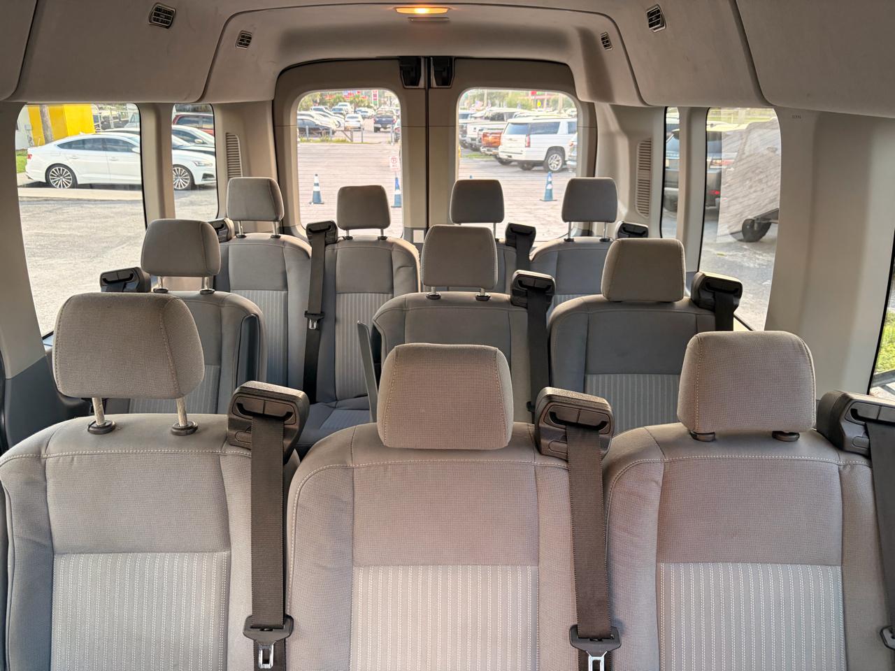 Ford Transit 350 Wagon Med. Roof XL w/Sliding Pass. 148-in. WB 2018
