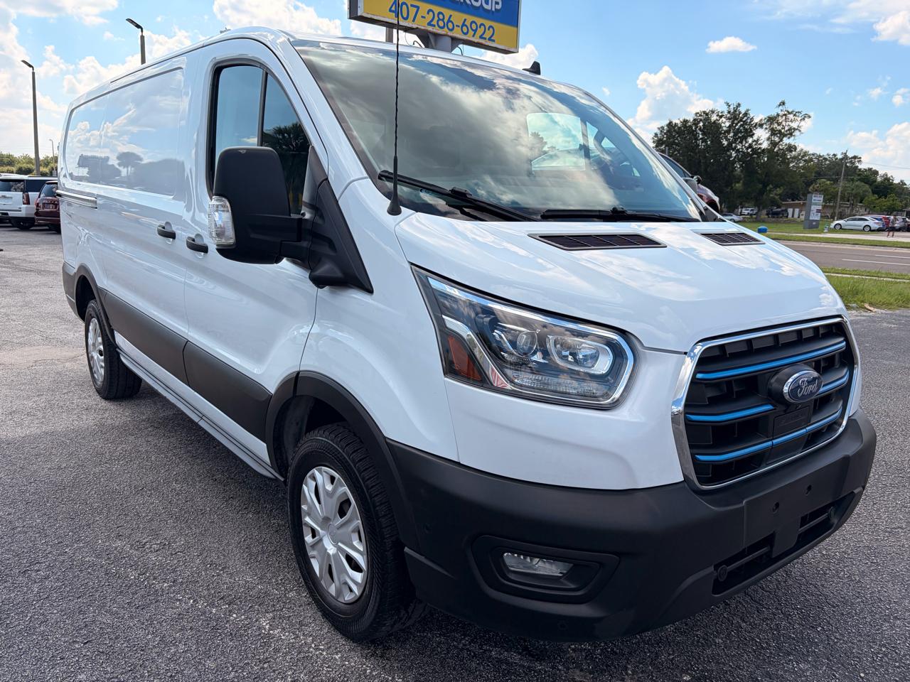 Ford Transit 350 Van Low Roof Sliding Pass. 130-in. WB 2022