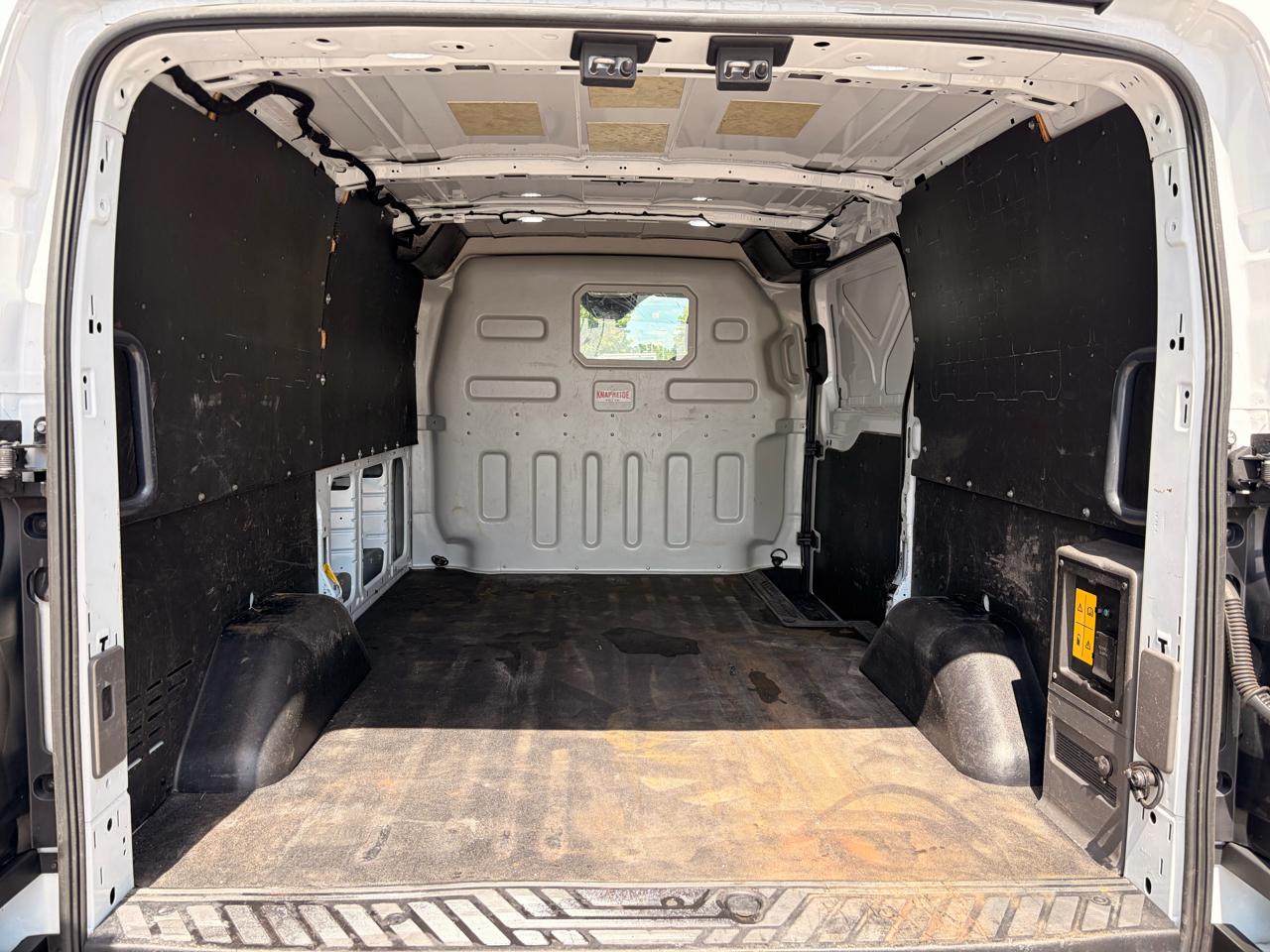 Ford Transit 350 Van Low Roof Sliding Pass. 130-in. WB 2022