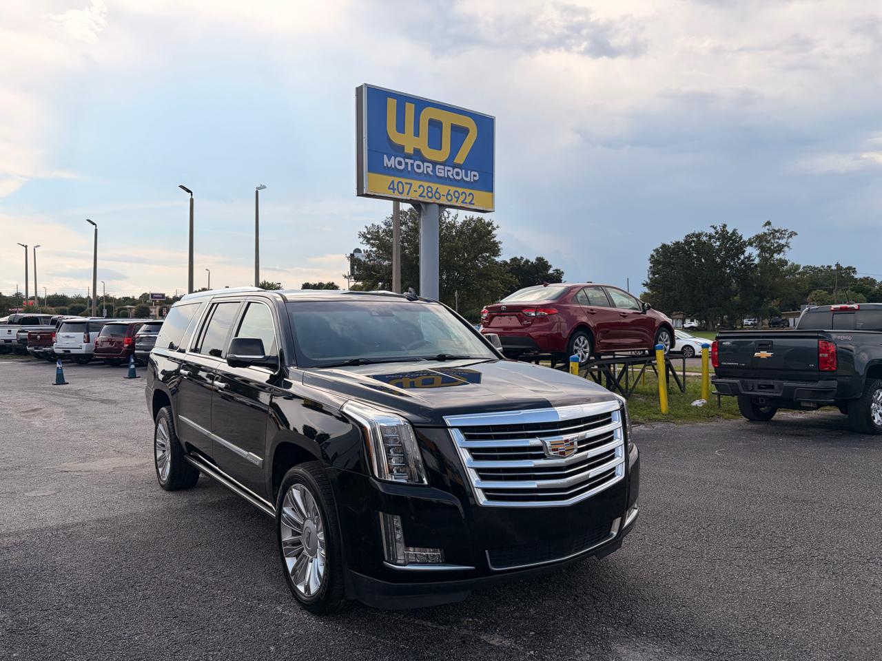 Cadillac Escalade ESV Platinum 4WD 2018