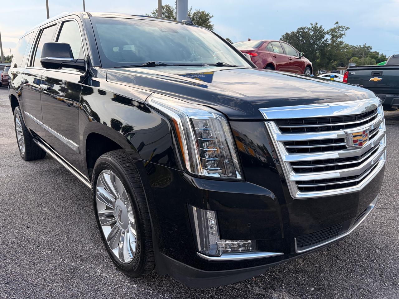 Cadillac Escalade ESV Platinum 4WD 2018