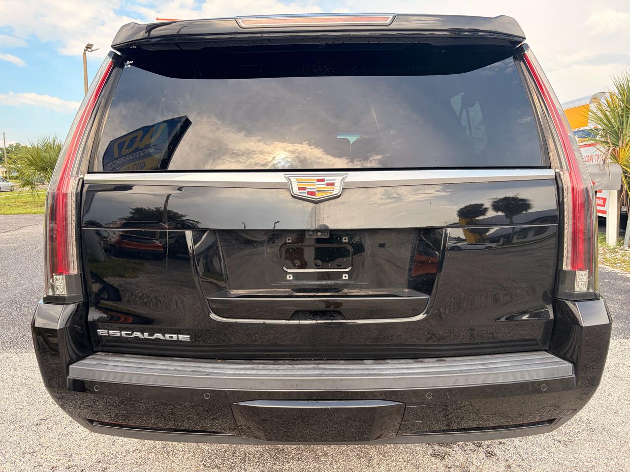 Cadillac Escalade ESV Platinum 4WD 2018