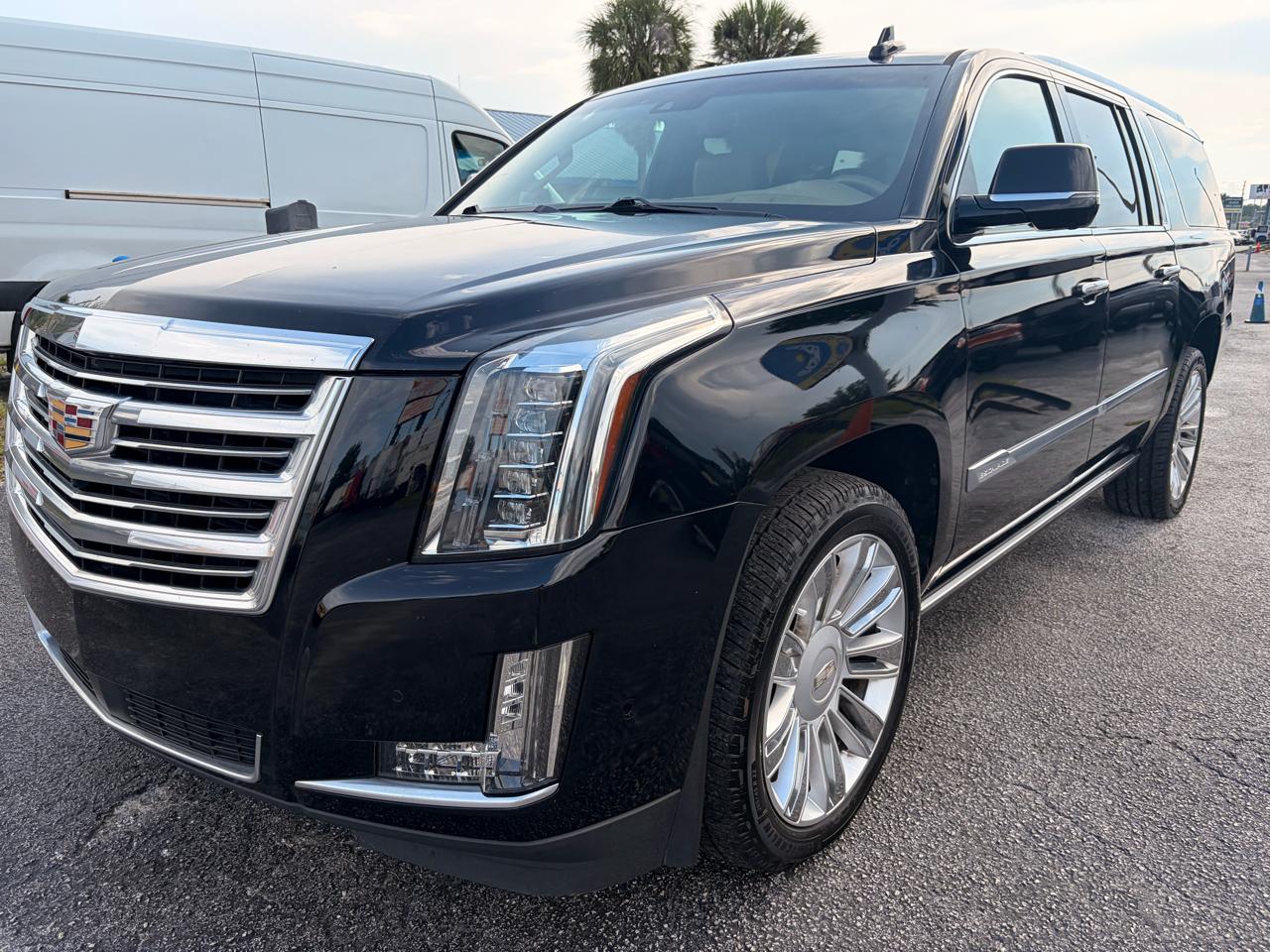 Cadillac Escalade ESV Platinum 4WD 2018