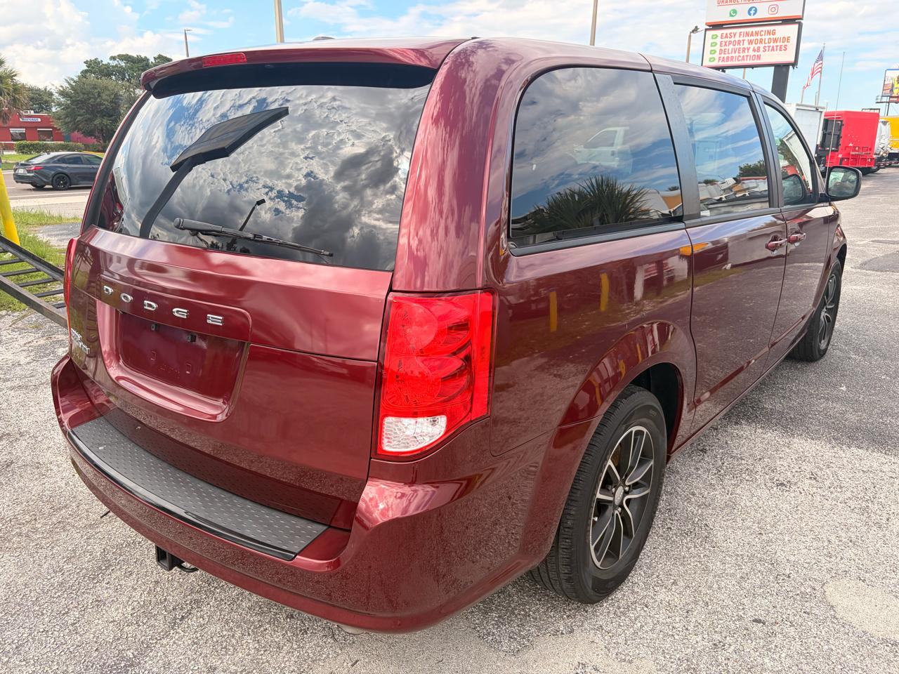 Dodge Grand Caravan SE 2018