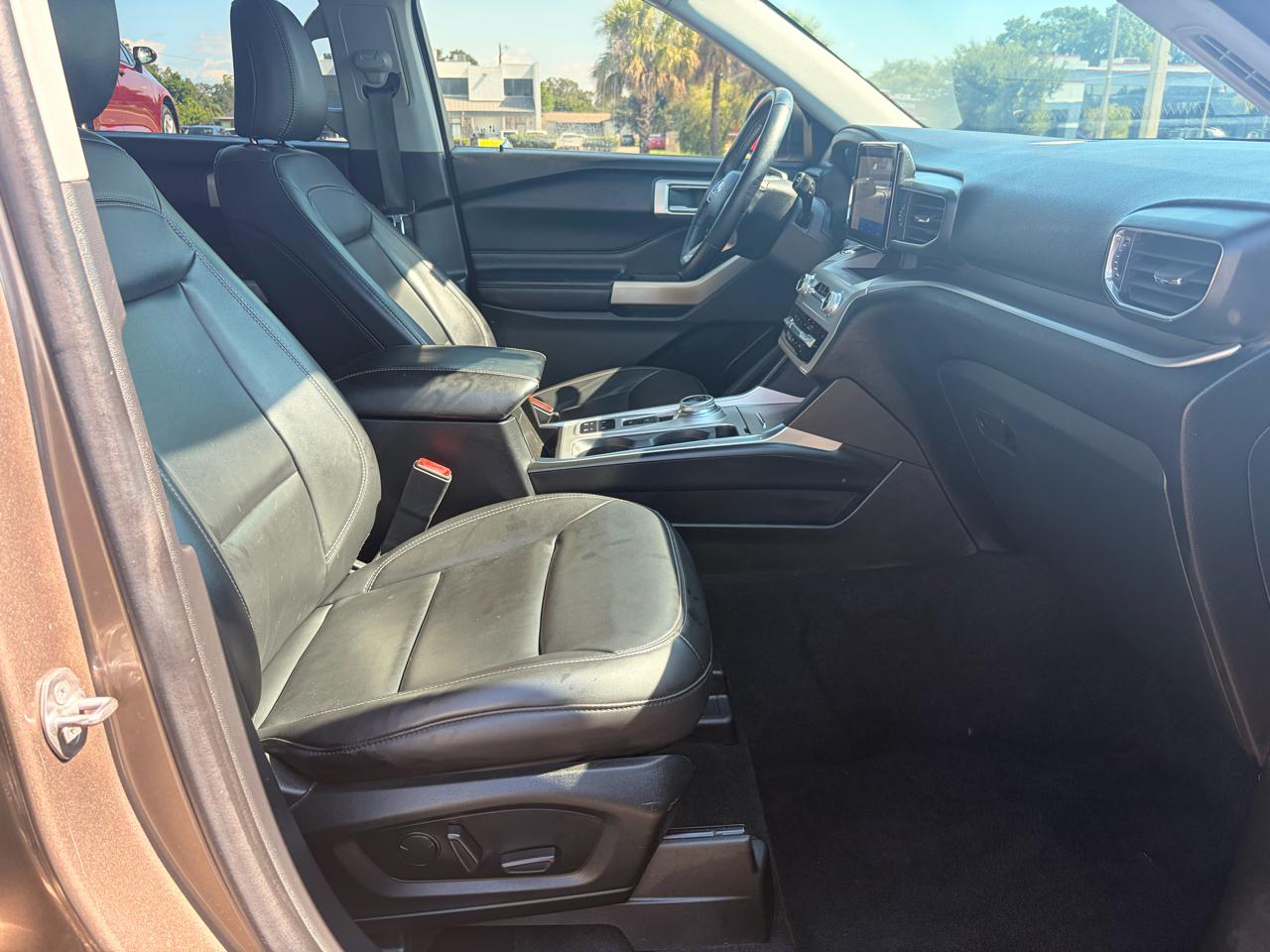 Ford Explorer XLT 2021