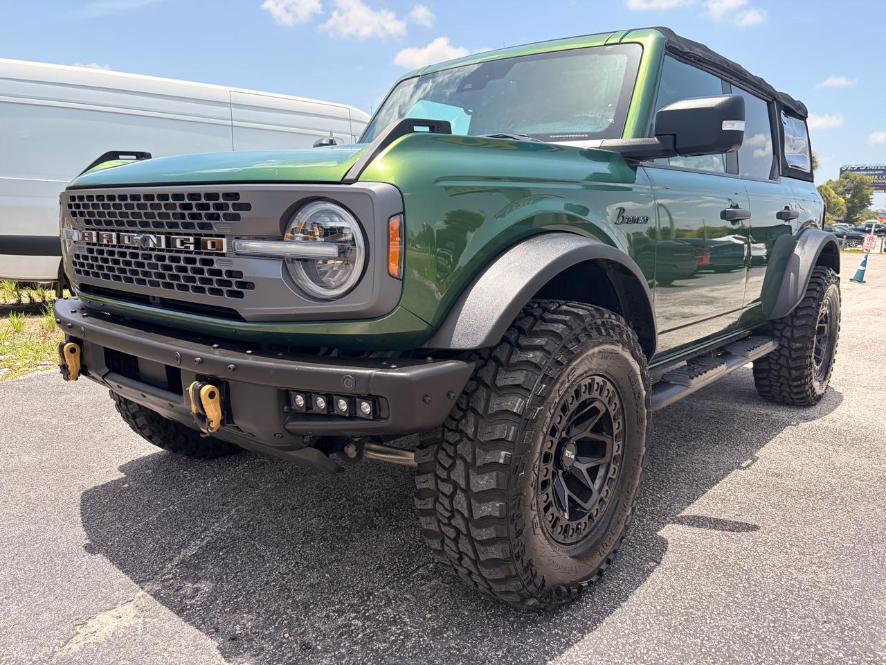 Ford Bronco Base 4-Door w/Advanced 2022