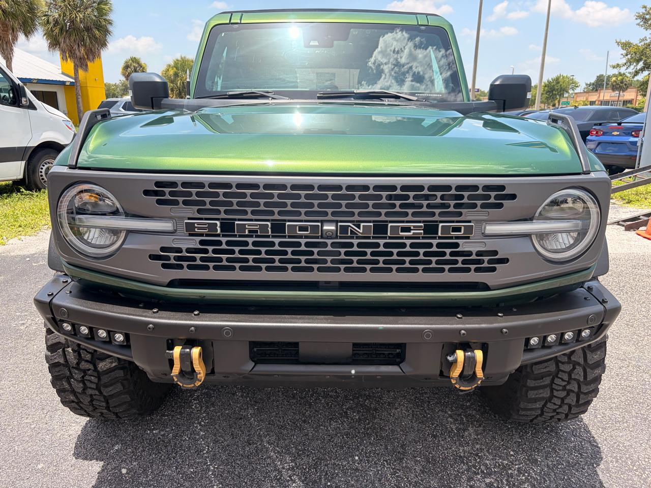 Ford Bronco Base 4-Door w/Advanced 2022