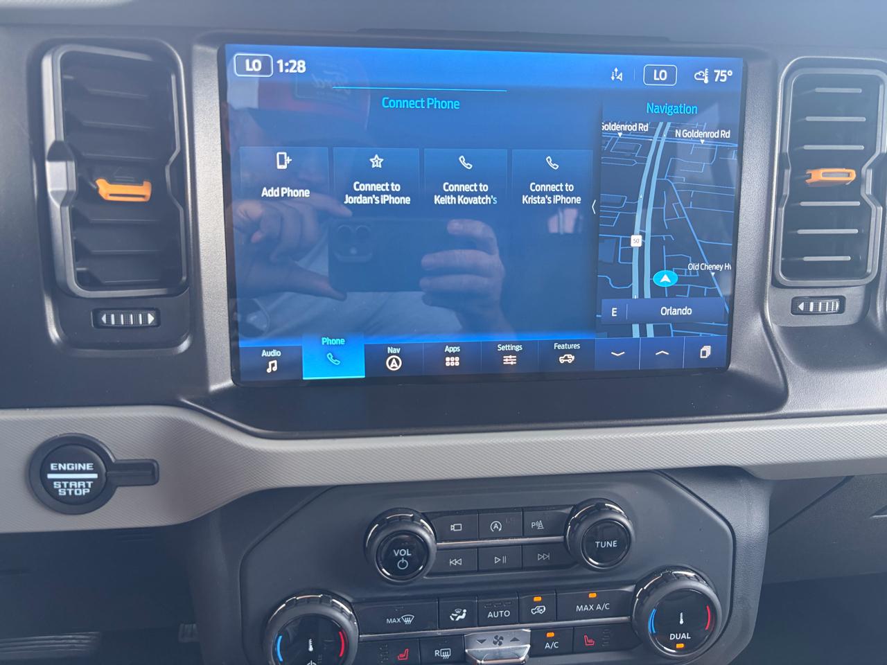 Ford Bronco Base 4-Door w/Advanced 2022