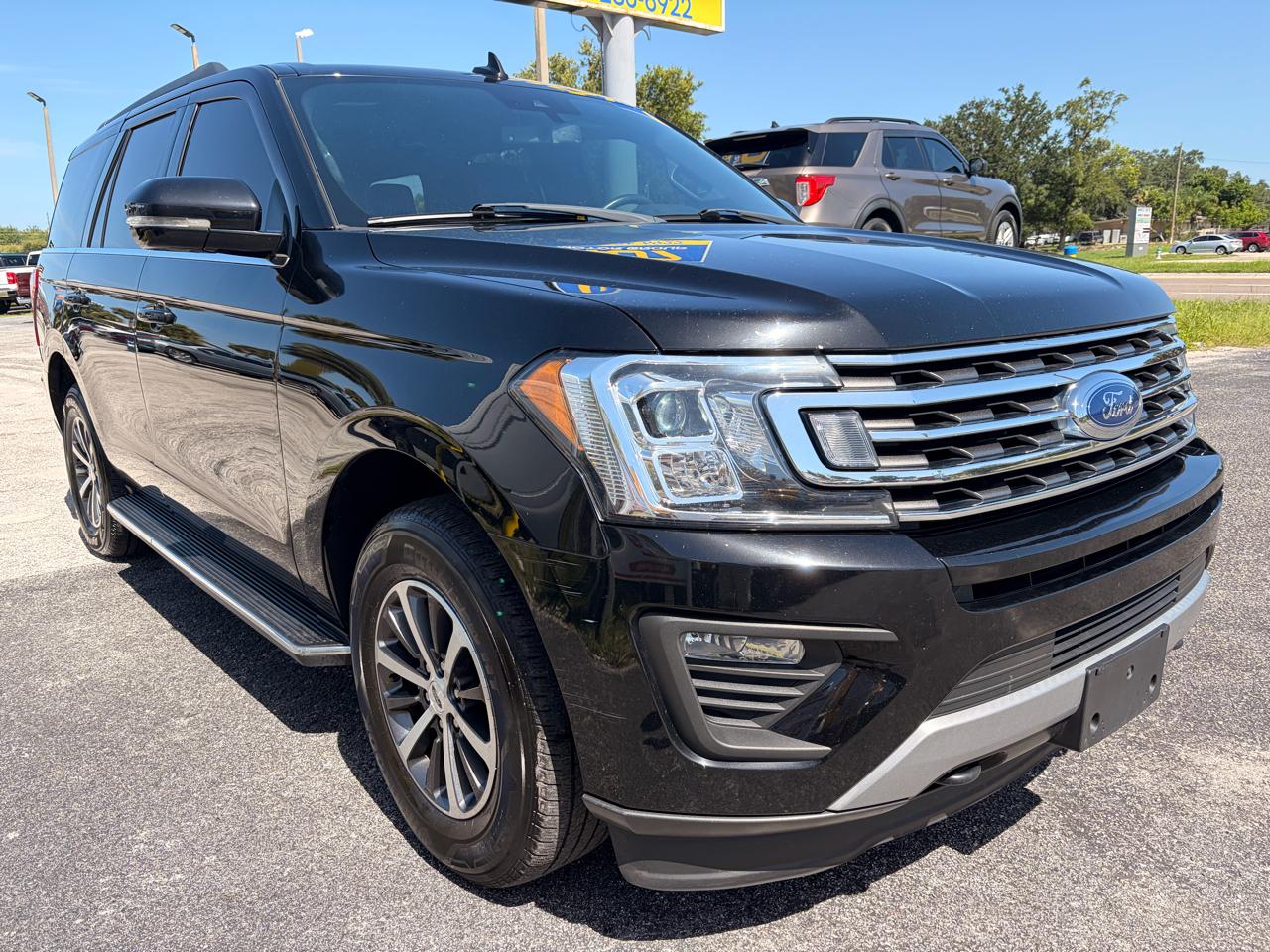 Ford Expedition XLT 4WD 2018