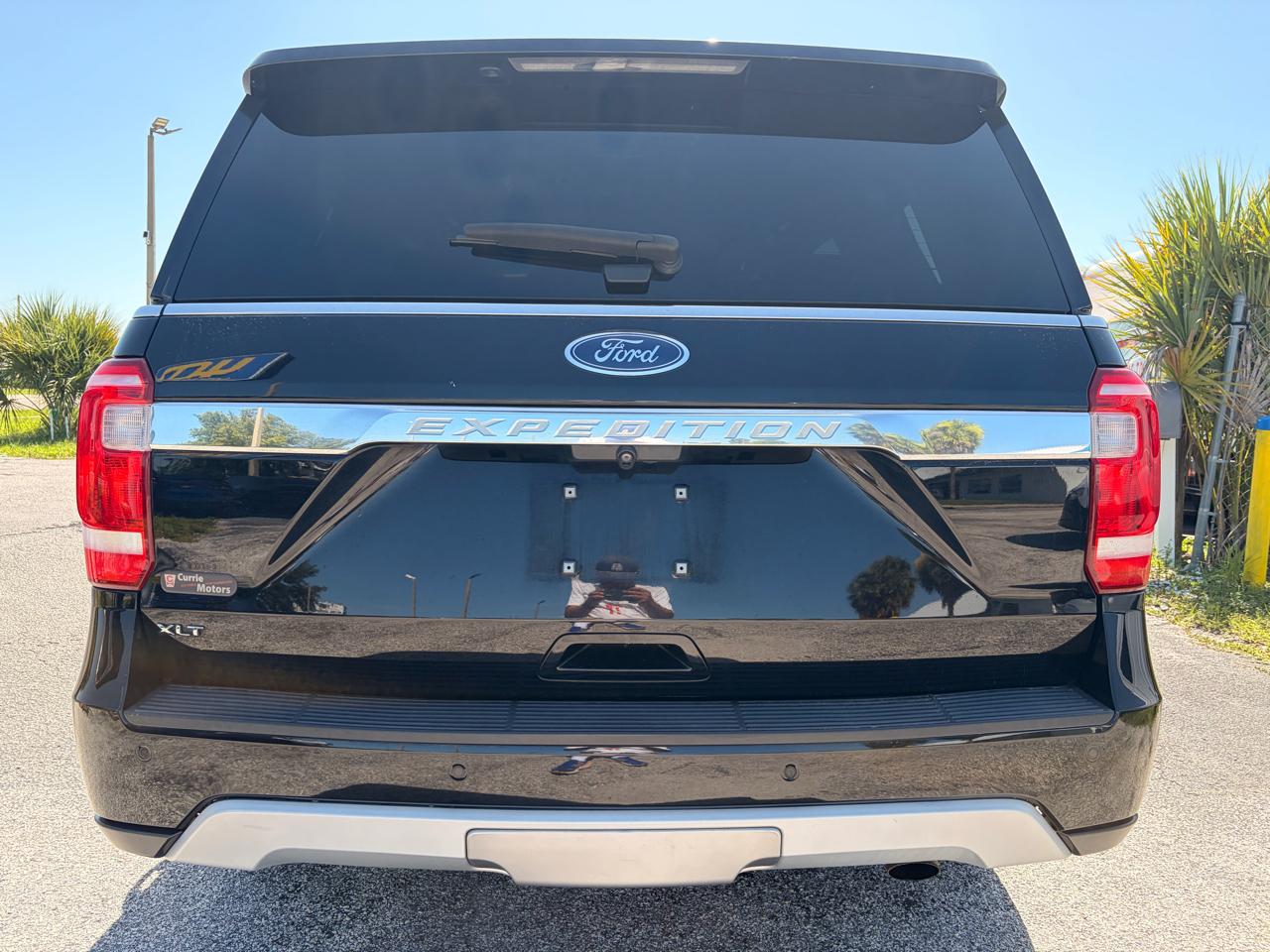 Ford Expedition XLT 4WD 2018