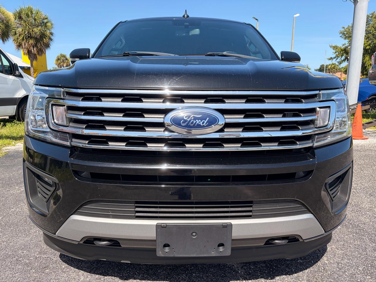 Ford Expedition XLT 4WD 2018