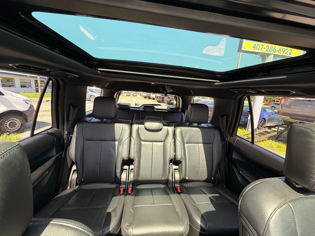 Ford Expedition XLT 4WD 2018