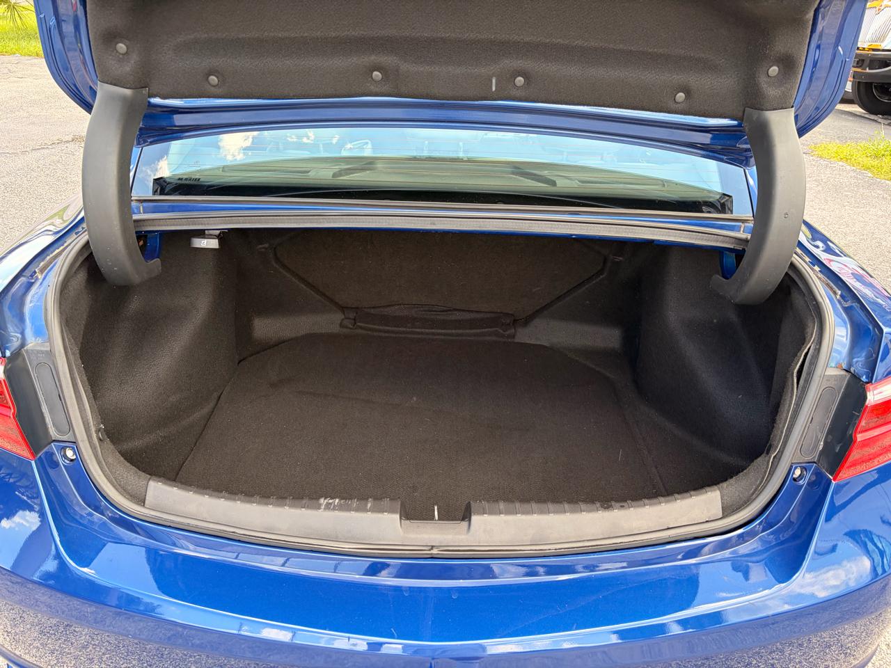 Acura ILX 8-Spd AT w/ AcuraWatch Plus Package 2017