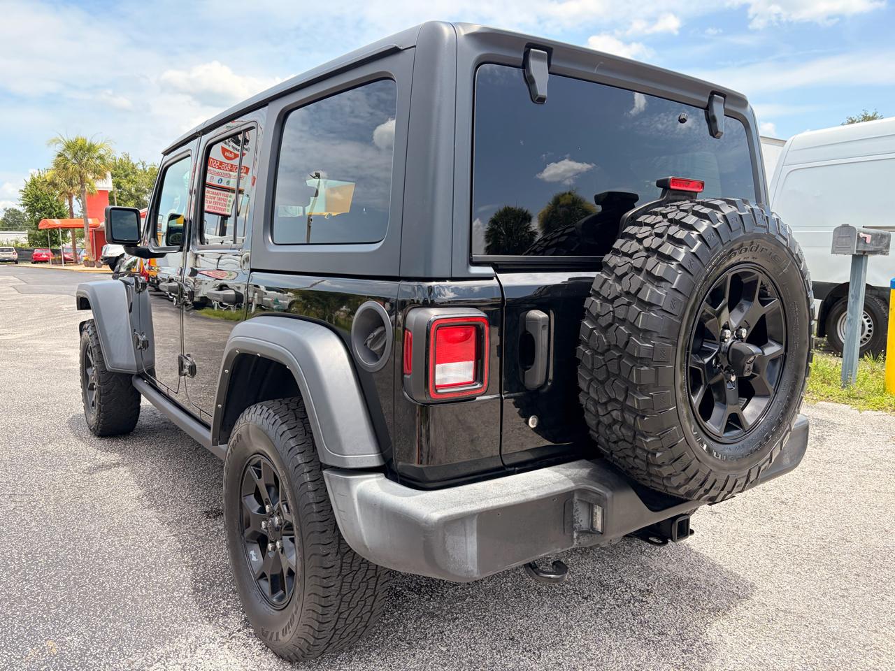 Jeep Wrangler Unlimited Sport 2021