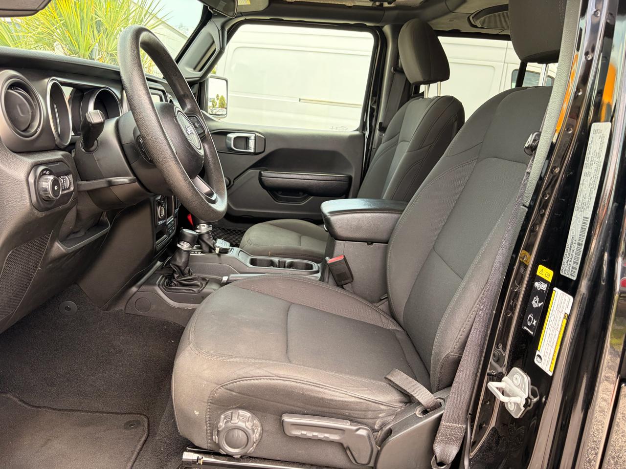 Jeep Wrangler Unlimited Sport 2021