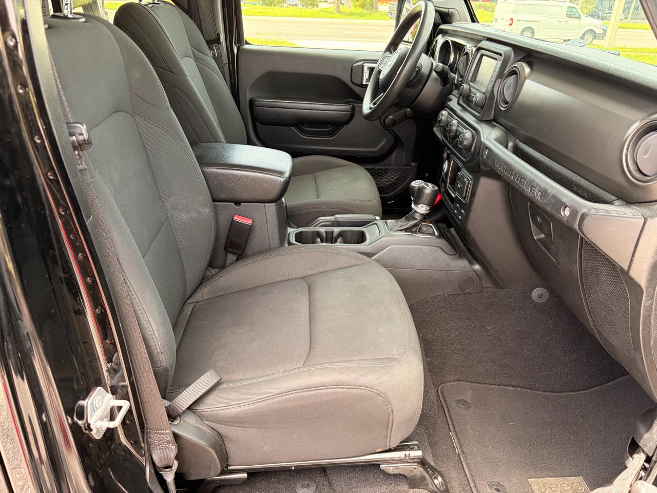 Jeep Wrangler Unlimited Sport 2021