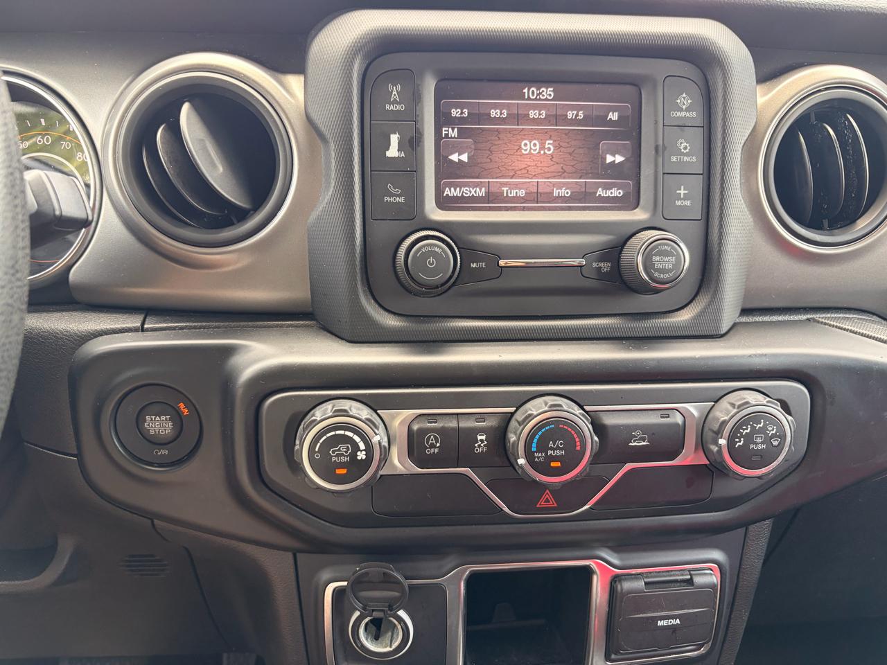 Jeep Wrangler Unlimited Sport 2021