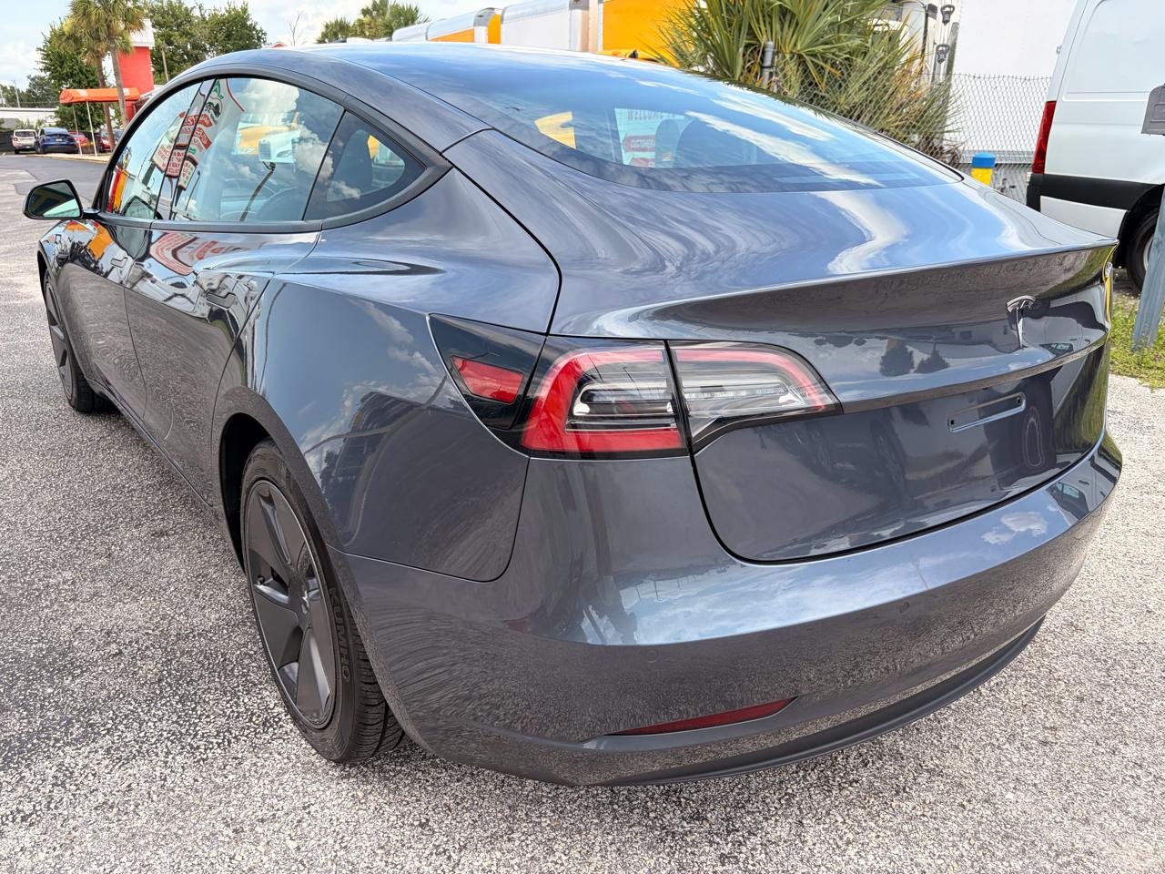 Tesla Model 3 Standard Range Plus 2021