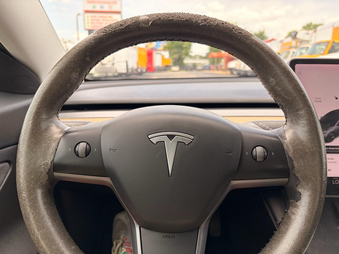 Tesla Model 3 Standard Range Plus 2021