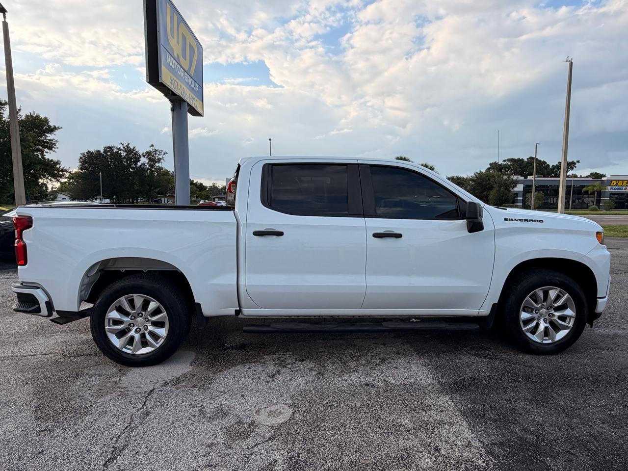 Chevrolet Silverado 1500 Limited Custom Crew Cab Short Box 2WD 2022