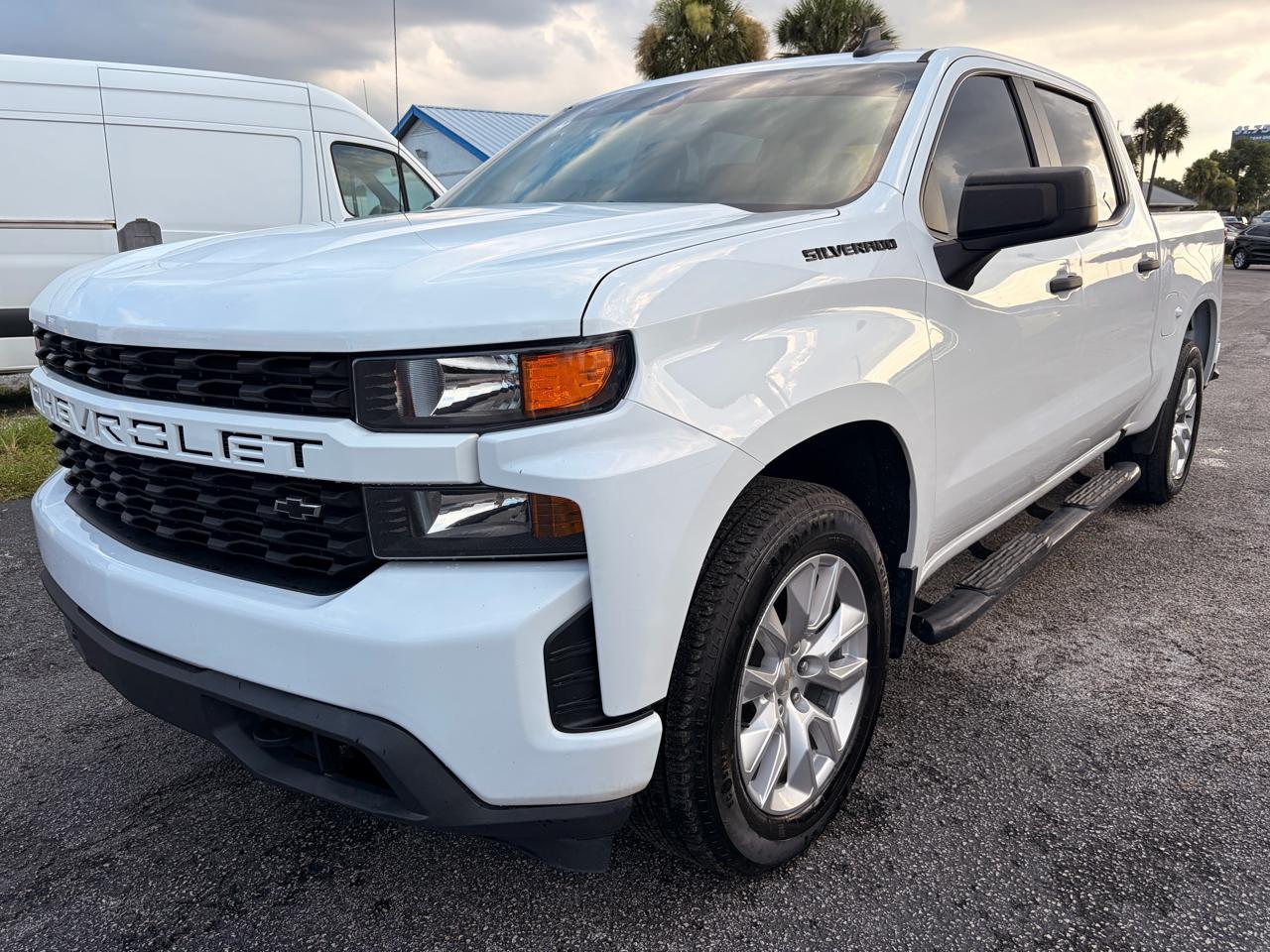 Chevrolet Silverado 1500 Limited Custom Crew Cab Short Box 2WD 2022