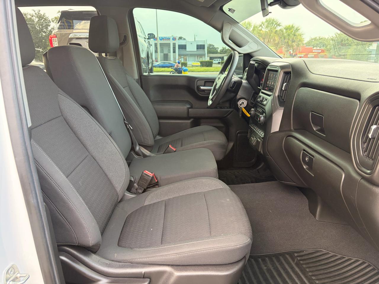Chevrolet Silverado 1500 Limited Custom Crew Cab Short Box 2WD 2022