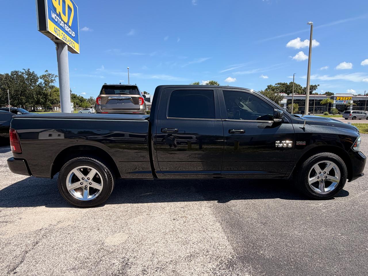 RAM 1500 2WD Crew Cab 149" Sport 2017