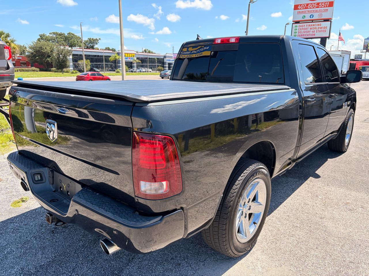RAM 1500 2WD Crew Cab 149" Sport 2017