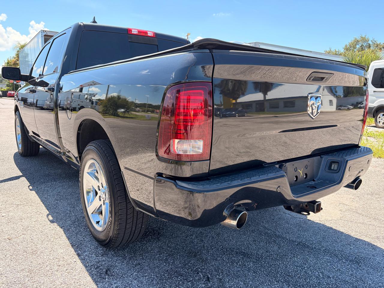 RAM 1500 2WD Crew Cab 149" Sport 2017