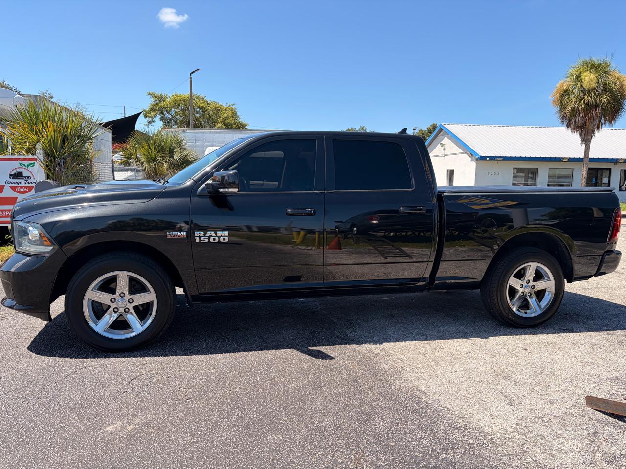 RAM 1500 2WD Crew Cab 149" Sport 2017