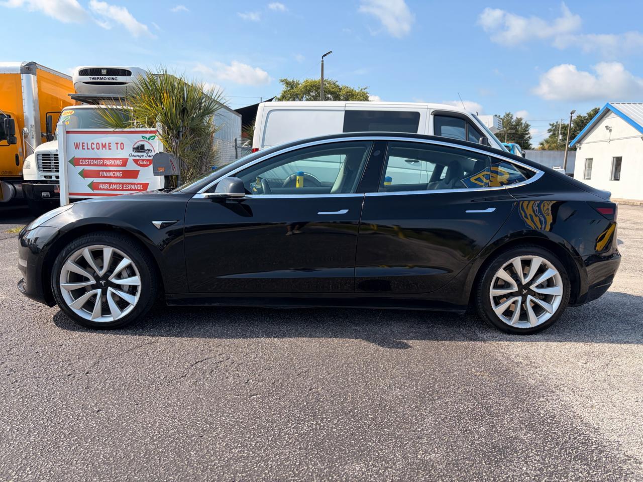 Tesla Model 3 Long Range 4D Sedan RWD 2018