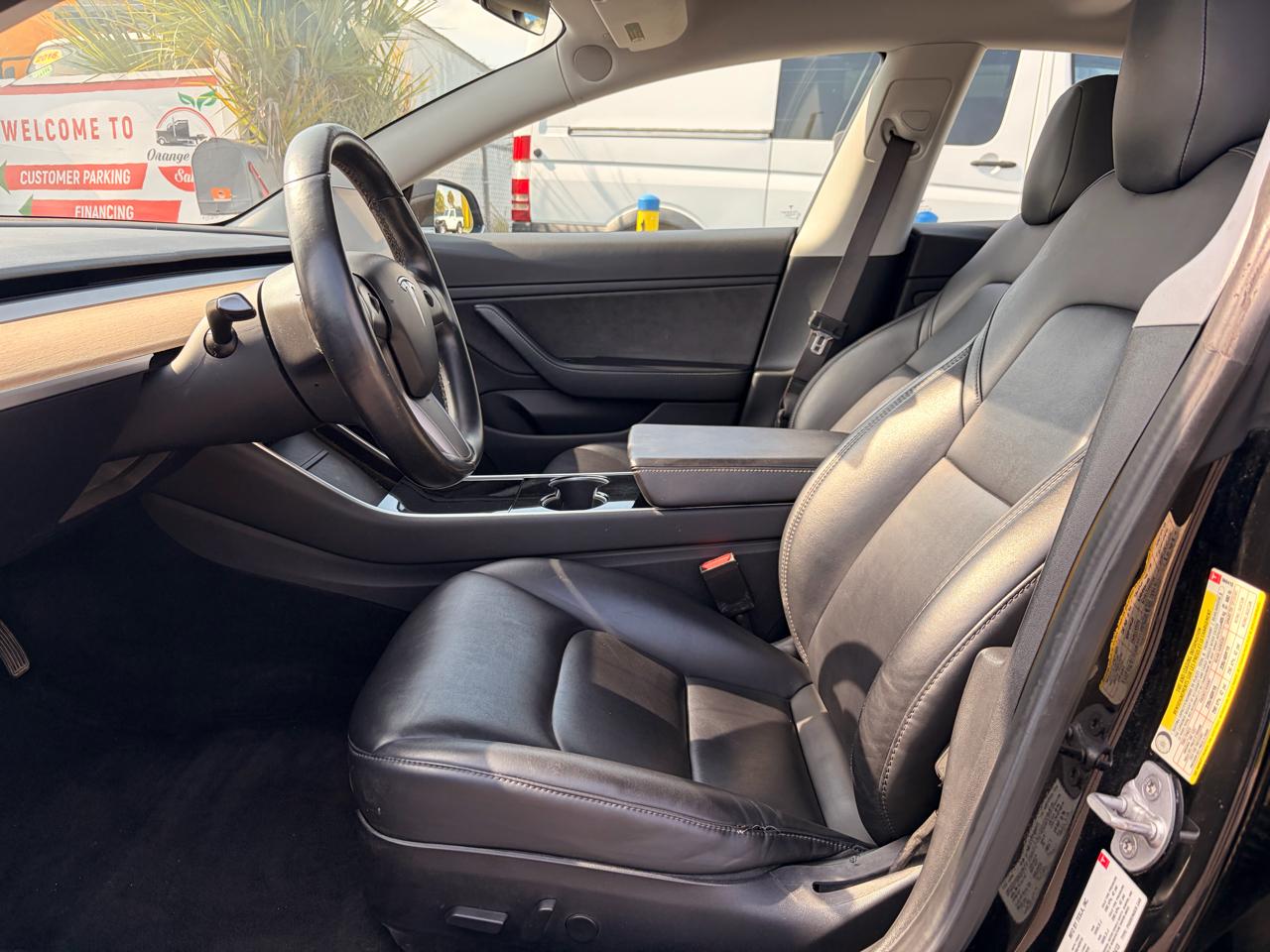 Tesla Model 3 Long Range 4D Sedan RWD 2018