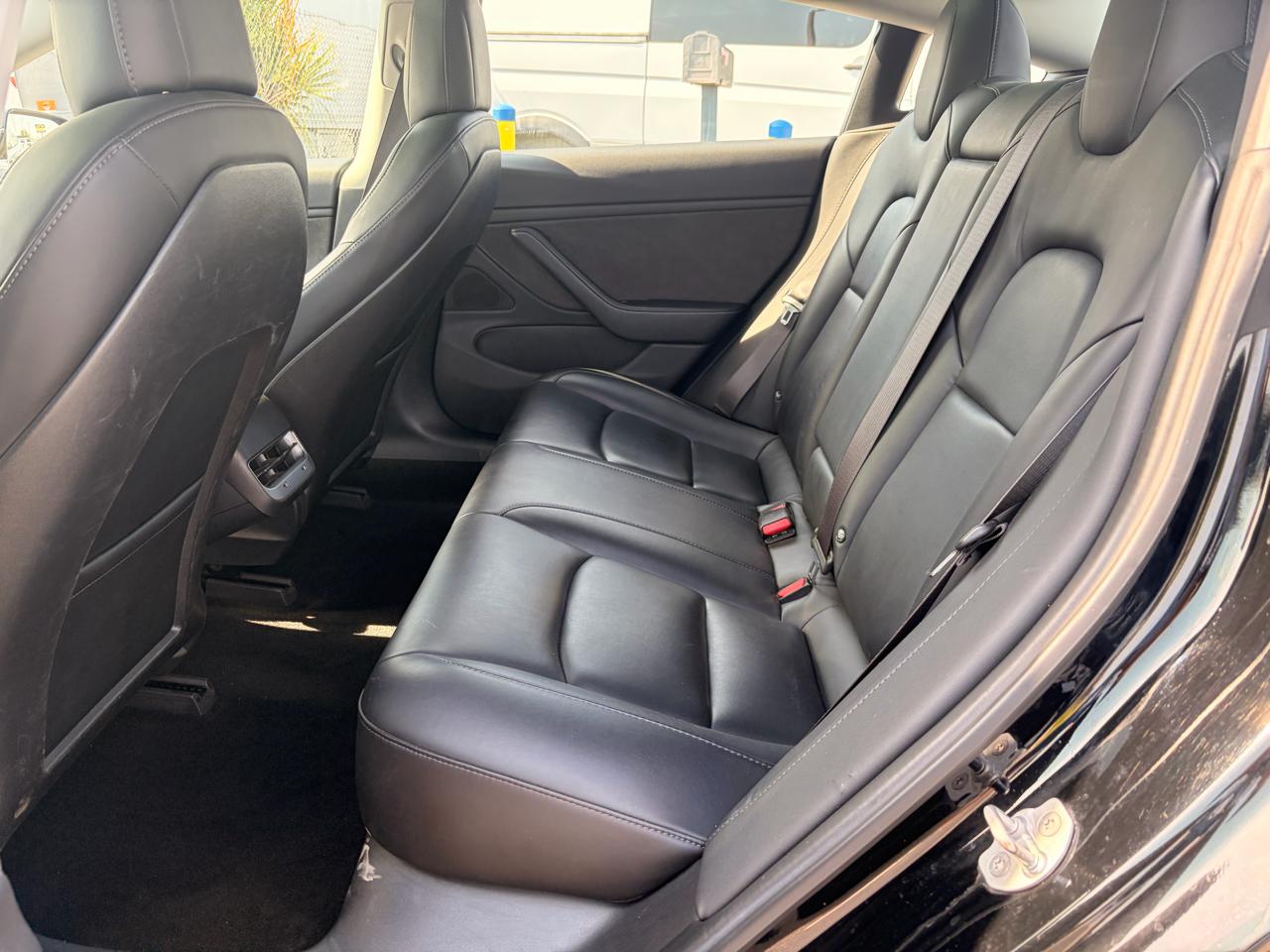 Tesla Model 3 Long Range 4D Sedan RWD 2018