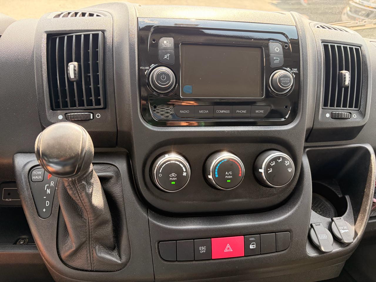 RAM Promaster 1500 Low Roof Tradesman 136-in. WB 2019