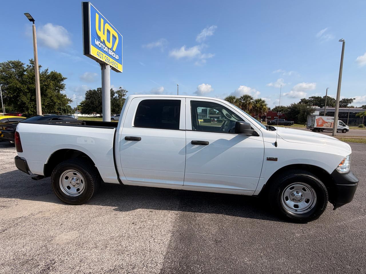 RAM 1500 Classic Tradesman Crew Cab SWB 2WD 2021