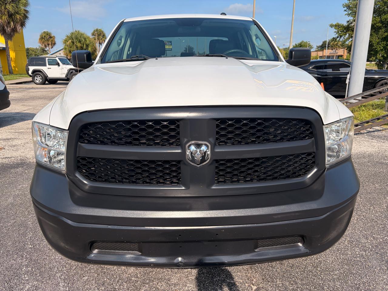 RAM 1500 Classic Tradesman Crew Cab SWB 2WD 2021