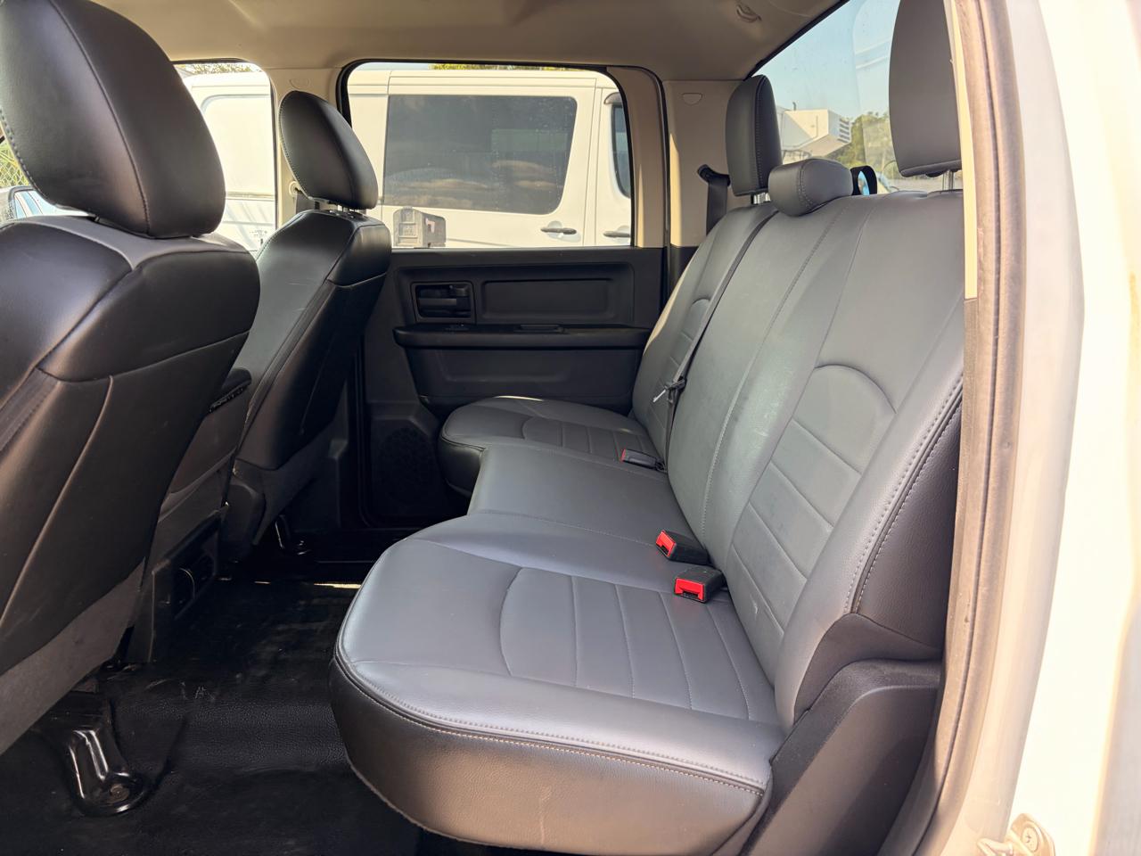 RAM 1500 Classic Tradesman Crew Cab SWB 2WD 2021