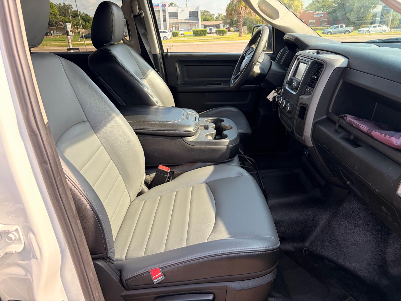 RAM 1500 Classic Tradesman Crew Cab SWB 2WD 2021